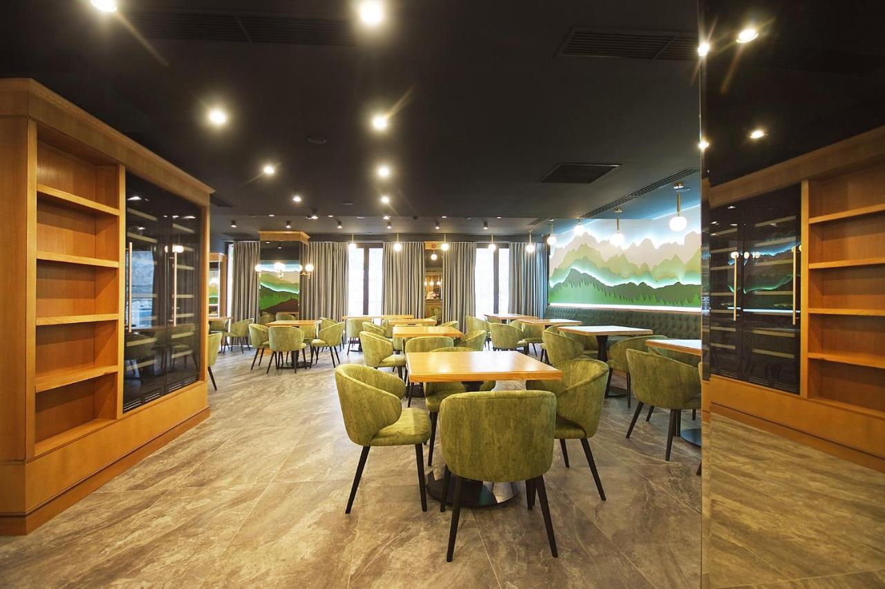 Complex Panoramic Hotell Slănic-Moldova Eksteriør bilde