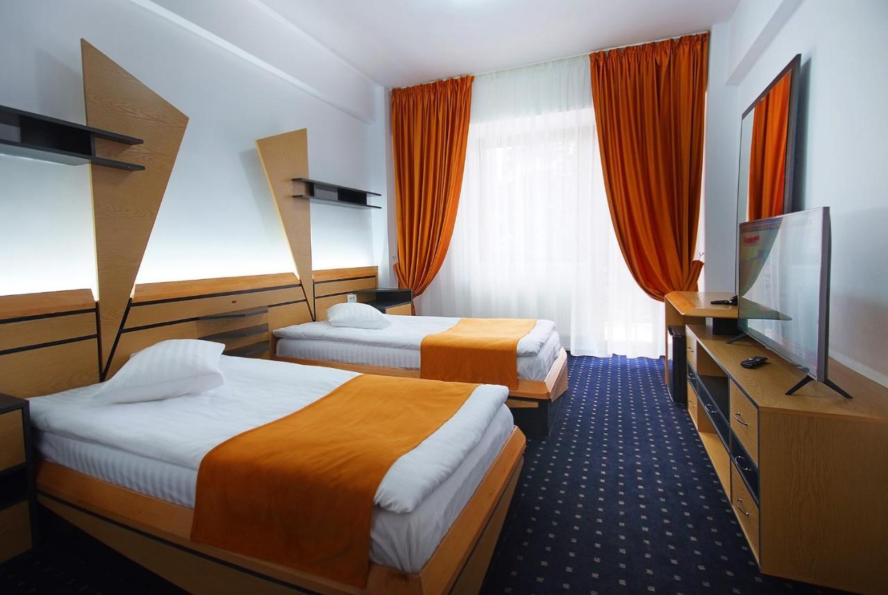 Complex Panoramic Hotell Slănic-Moldova Eksteriør bilde